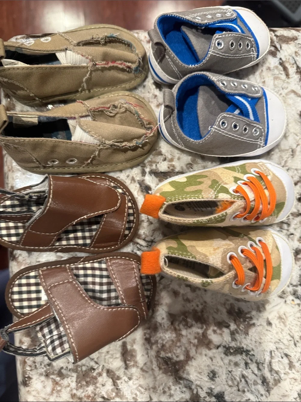 4 Infant Boy Shoes Sz 2 (3-6 months)